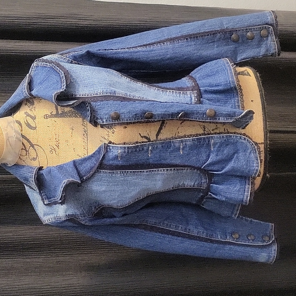 Light denim stylish jean jacket